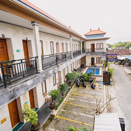 Guesthouse Cempaka Putih Seminyak Kültér fotó