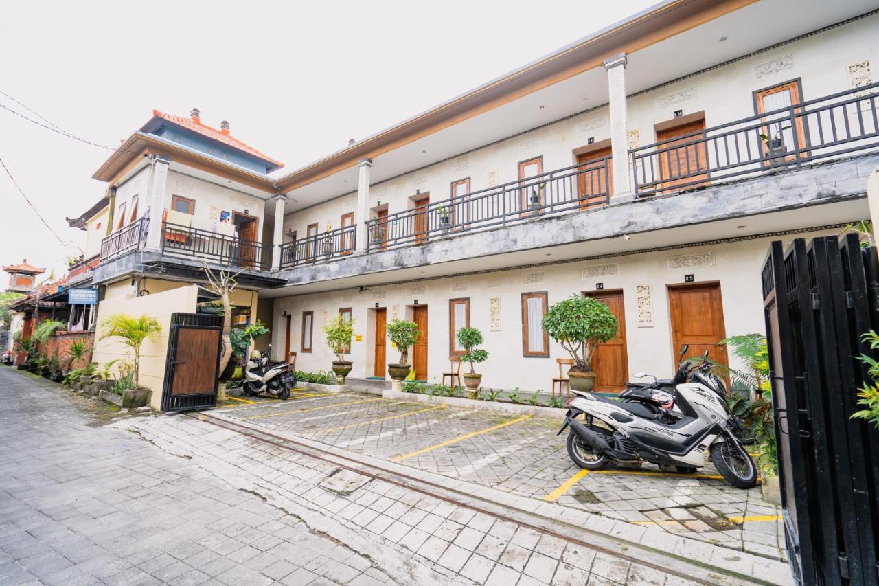 Guesthouse Cempaka Putih Seminyak Kültér fotó