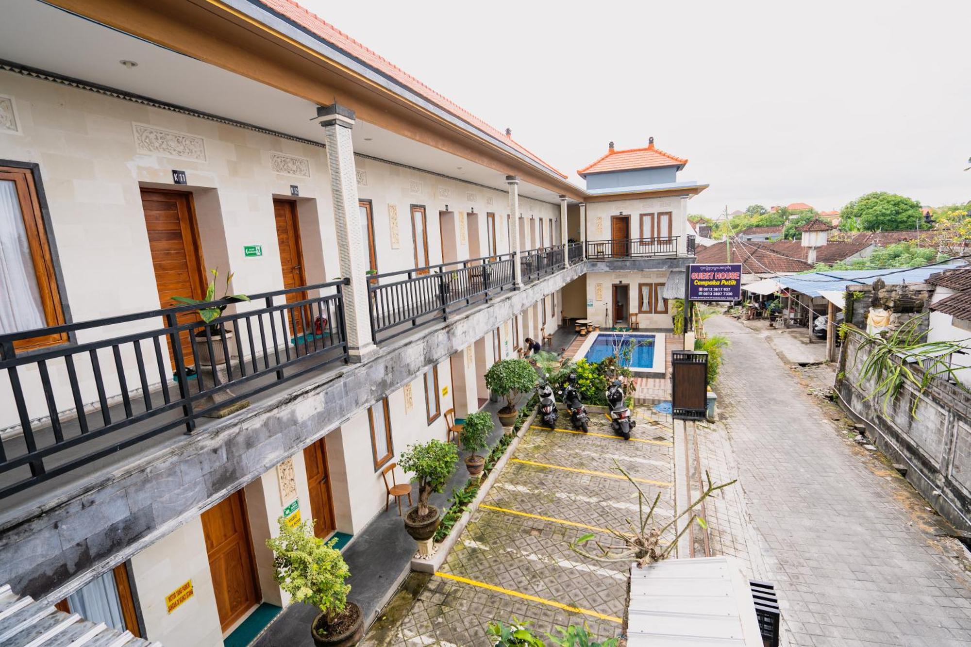 Guesthouse Cempaka Putih Seminyak Kültér fotó